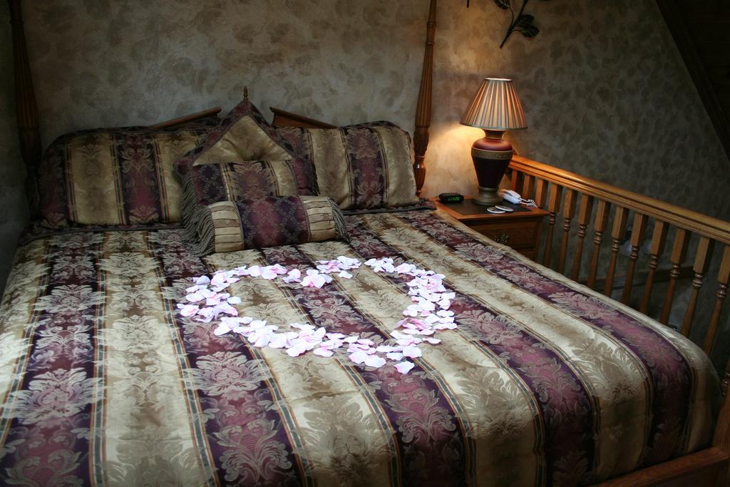 Donna'S Premier Lodging Villa Berlin Oda fotoğraf