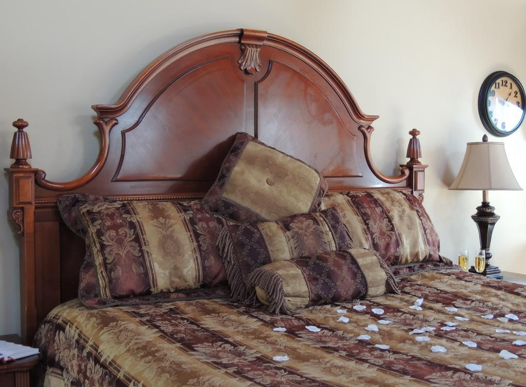 Donna'S Premier Lodging Villa Berlin Dış mekan fotoğraf